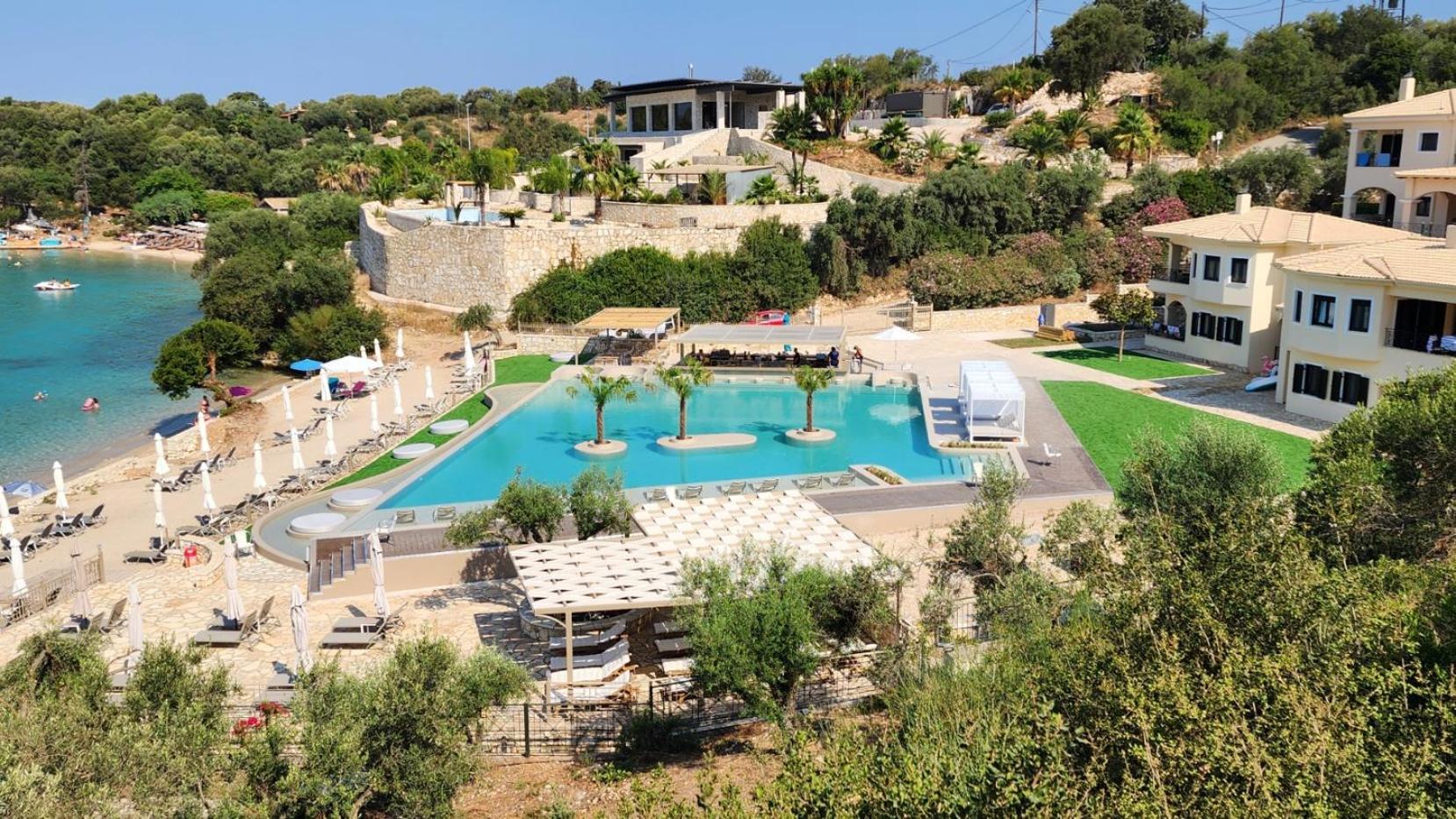 Sivota Gold Aparthotel Exterior photo
