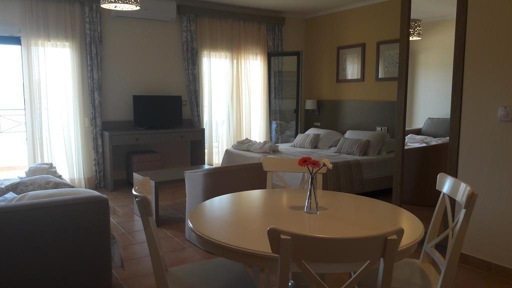 Sivota Gold Aparthotel Exterior photo
